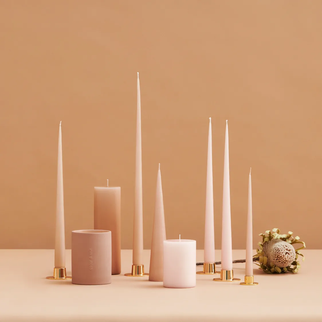 ester & erik -kartiokynttilä 37 cm, 2-pakkaus matta, Ice latte 11 ester & erik