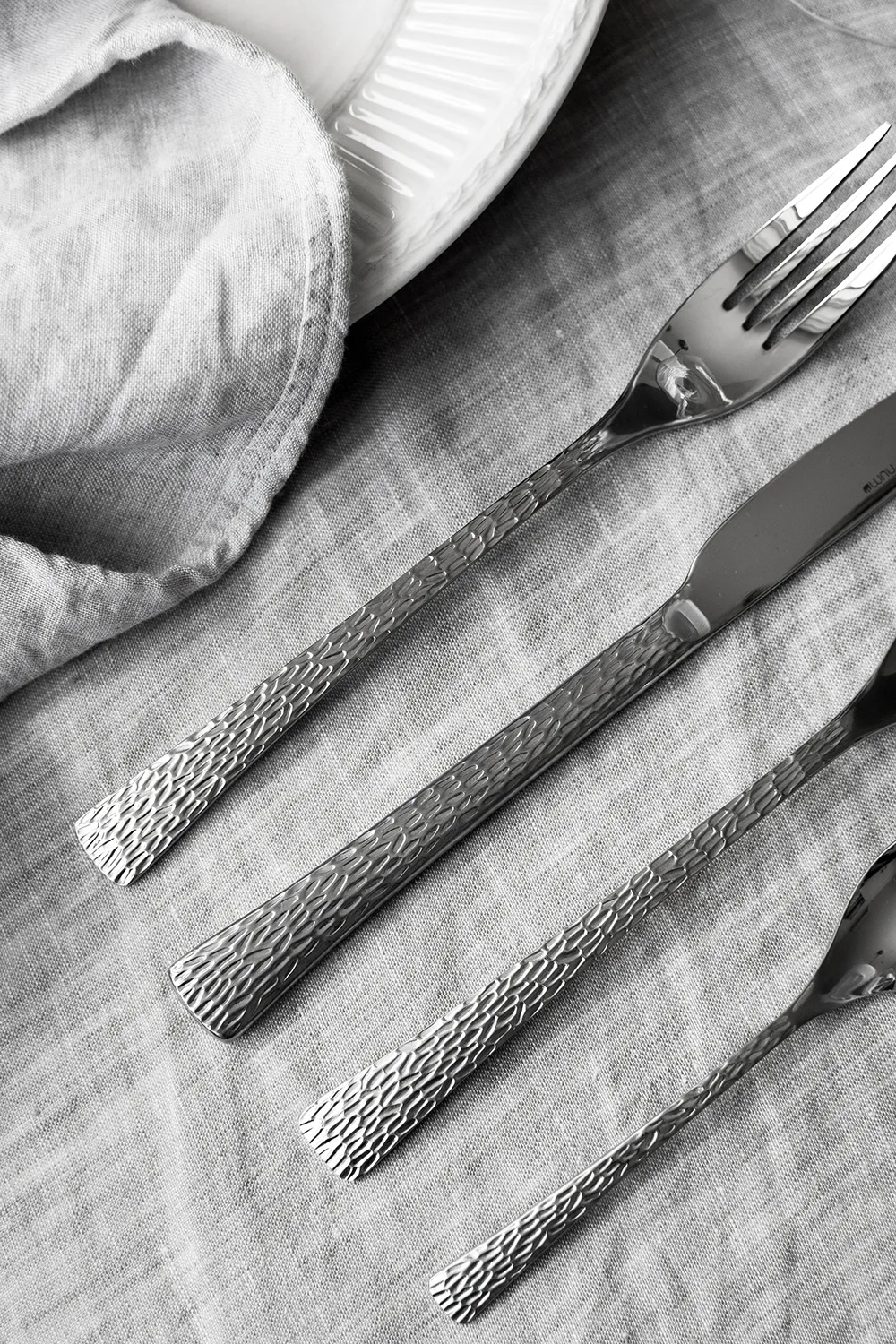 Eternum Artesia aterinsetti 24 osaa, Ruostumaton teräs Eternum