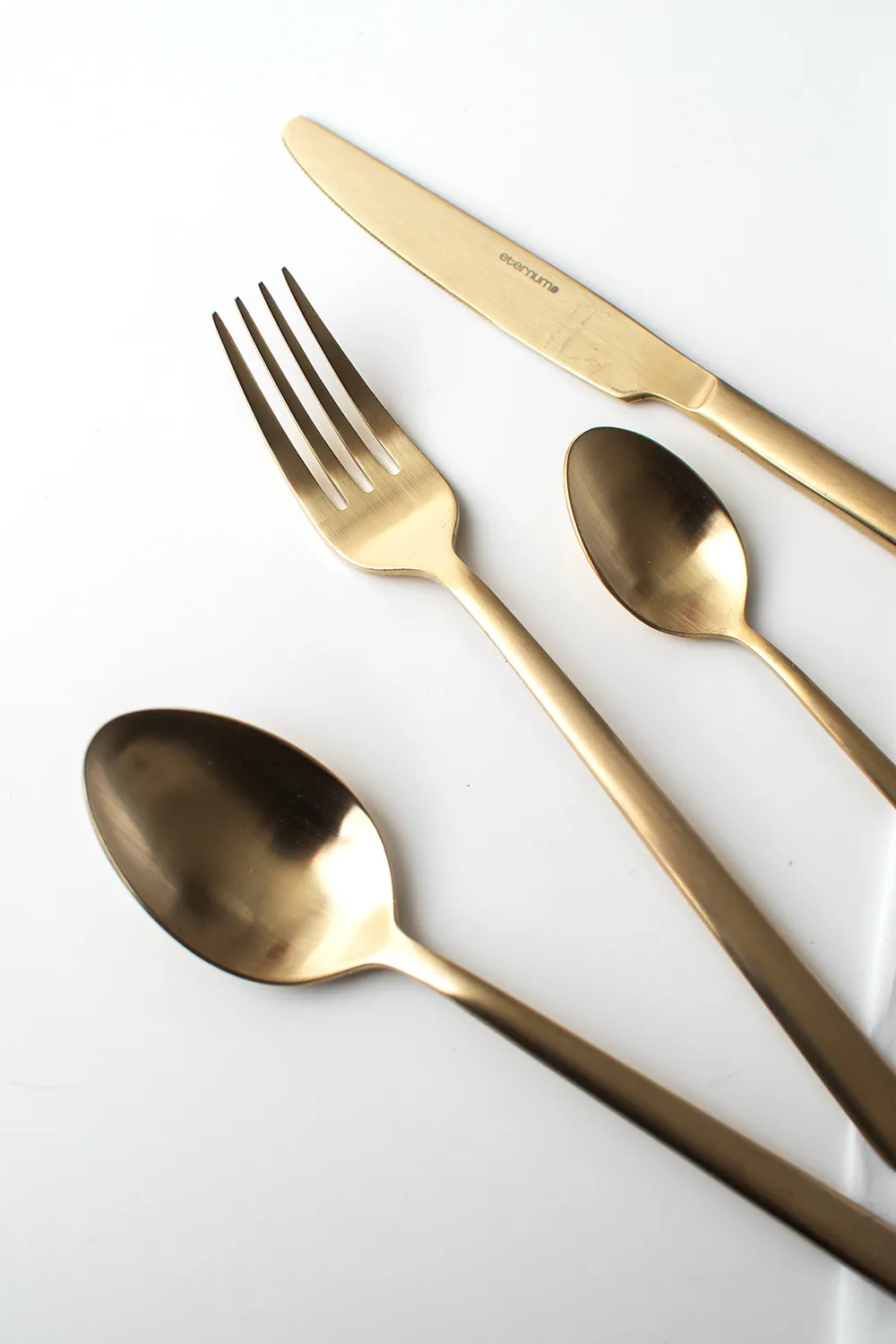 Eternum Nardo aterinsetti 16 osaa, Champagne Eternum