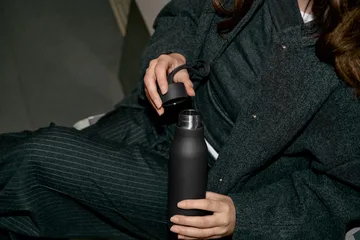 RE-Hydrate termosmuki - Black, 0,5 l - Eva Solo