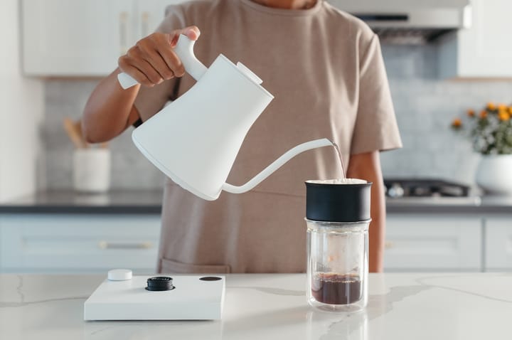 Stagg EKG Pro sähköinen vedenkeitin 0.9 L, Matte white Fellow