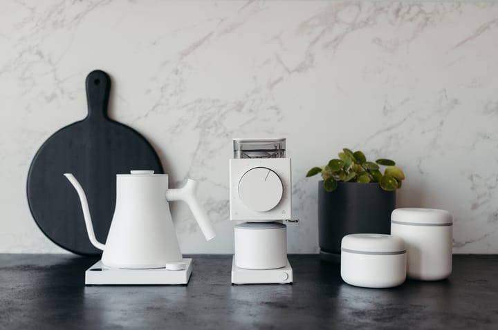 Stagg EKG Pro sähköinen vedenkeitin 0.9 L, Matte white Fellow