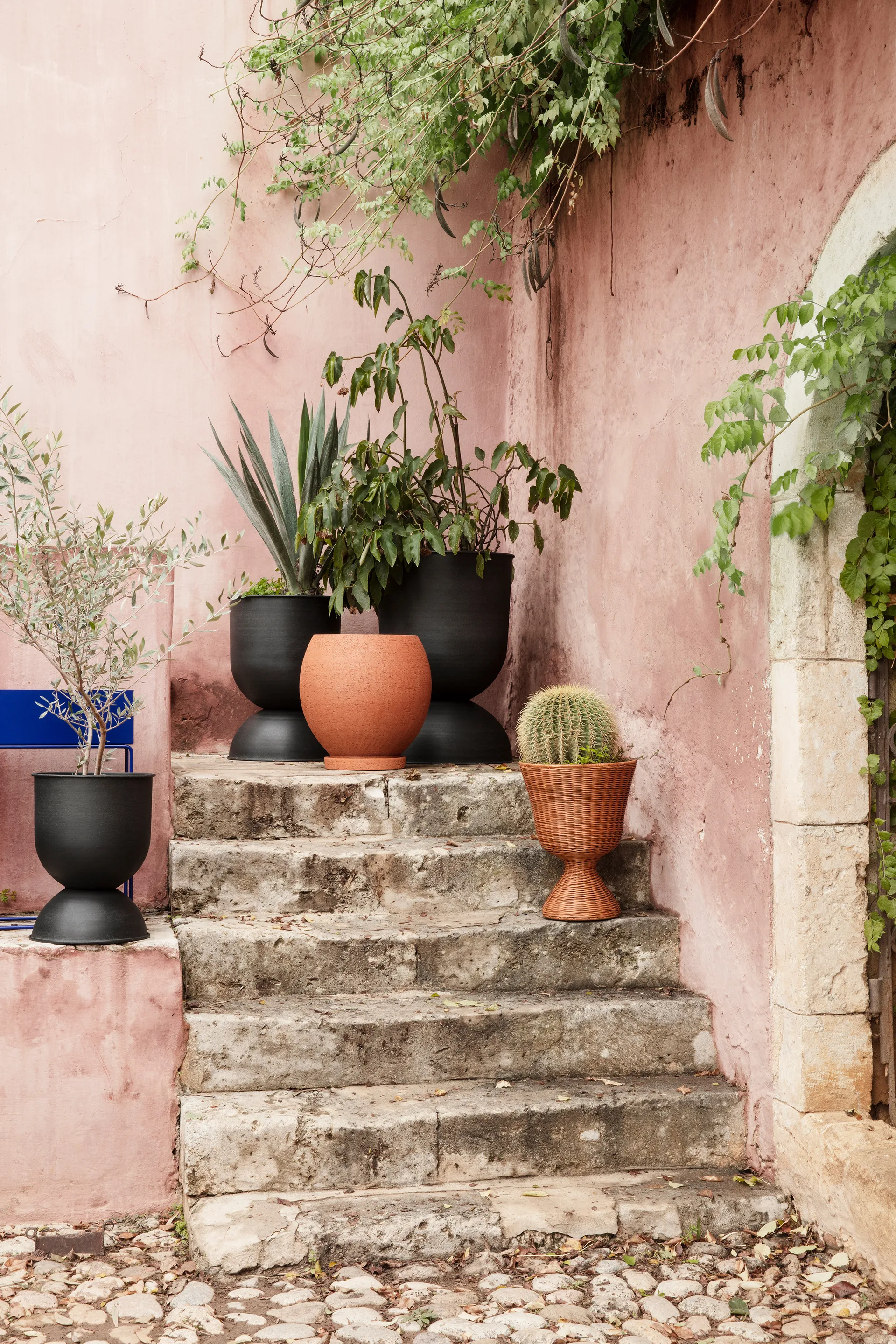 Agnes ruukkuteline, Matala Ferm Living