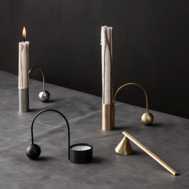 Balance-kynttiläteline, kromi, kynttilä Ferm Living