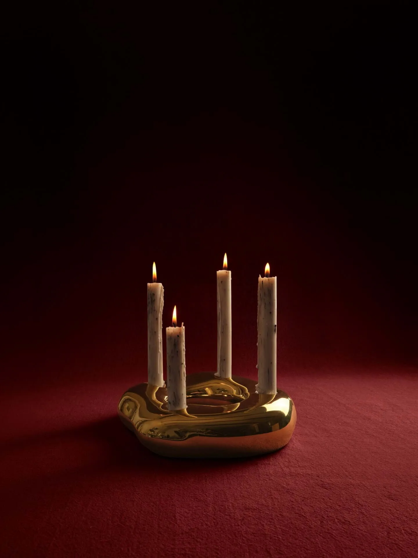 Bellure Ring-kynttilänjalka, messingin viimeistely Ferm Living