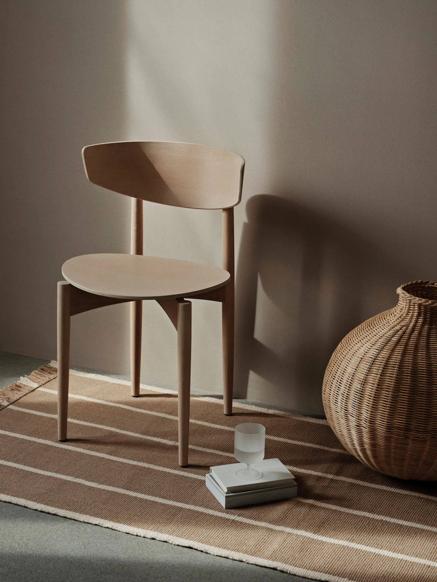 Bola punottu lattiamaljakko, Natural Ferm Living