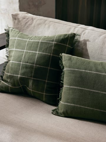 Calm tyynynpäällinen 40x60 cm - Oliivi-vaaleanbeige - Ferm Living