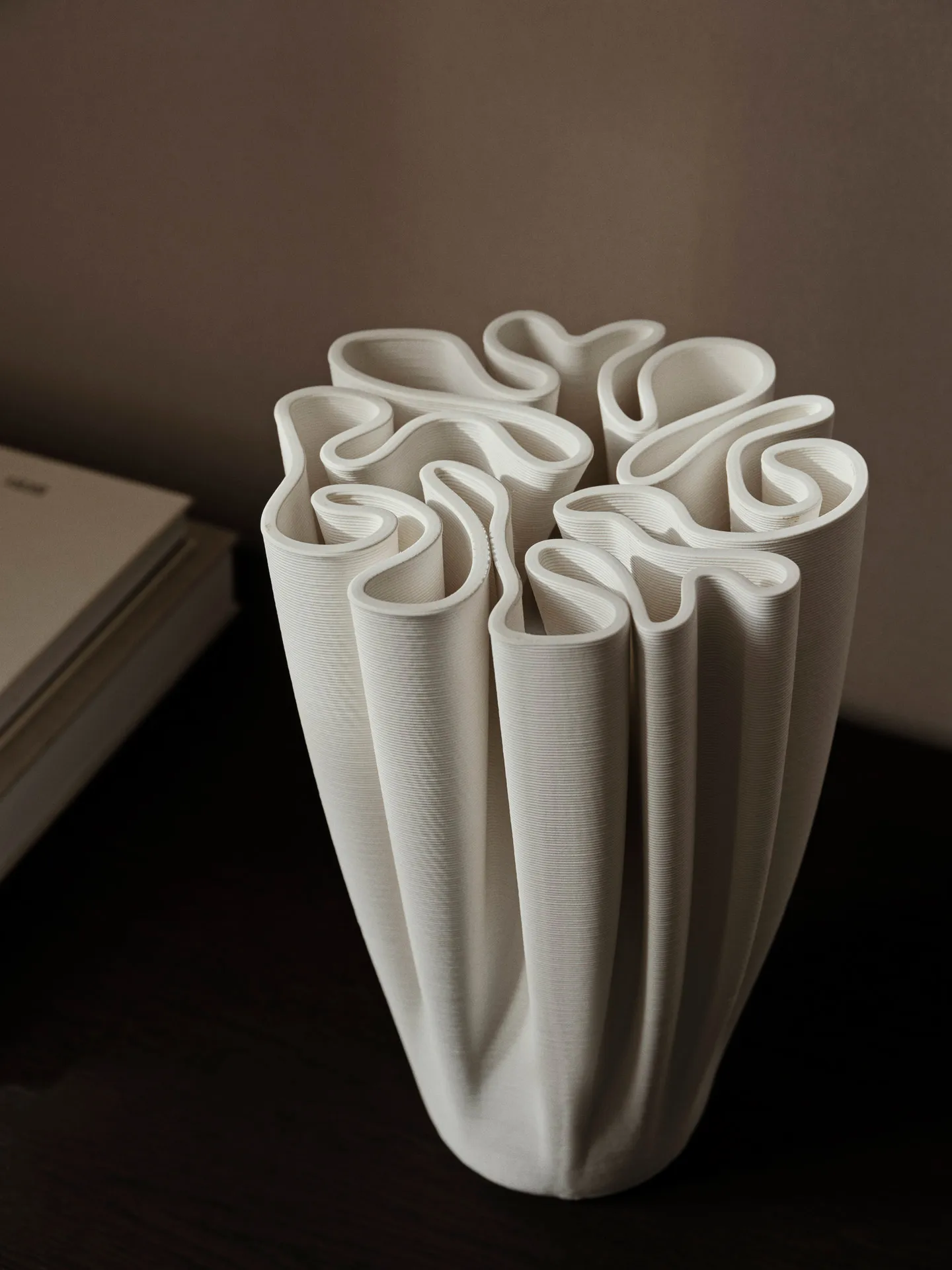 Dedali maljakko 25 cm, Off-white Ferm Living