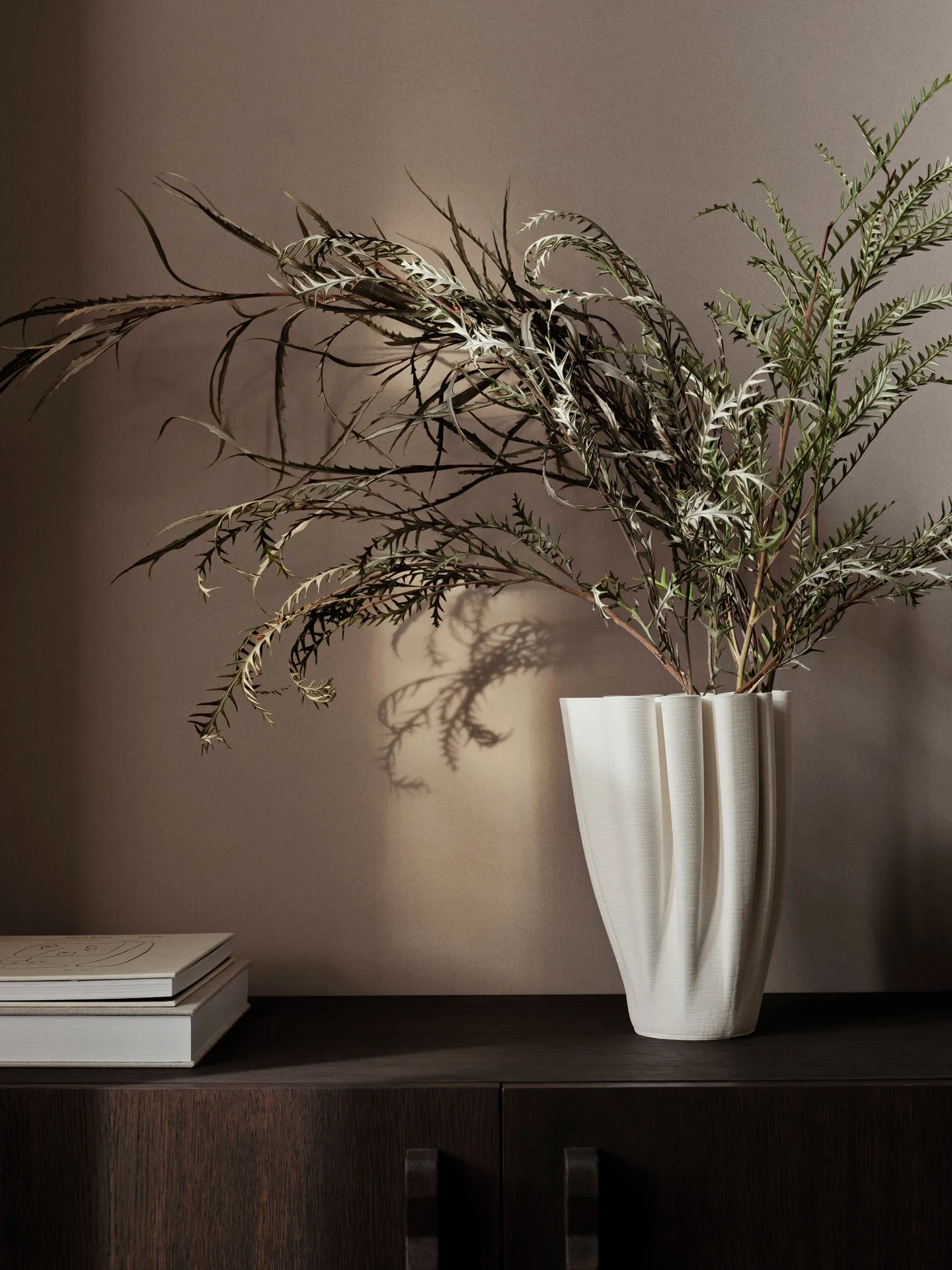 Dedali maljakko 25 cm, Off-white Ferm Living