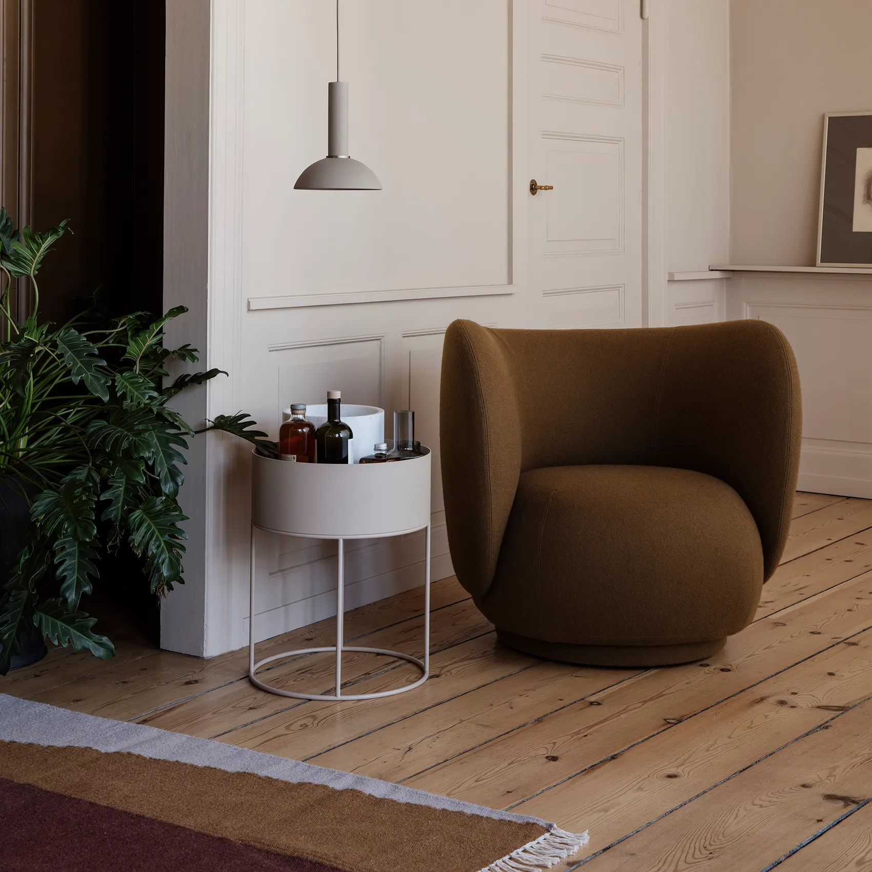 Ferm Living plant box pyöreä, Cashmere Ferm Living