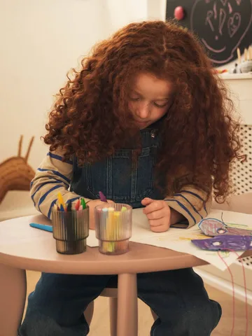 Feve kids kirjoituspöytä - ruusu - Ferm Living