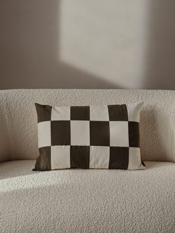Fold patchwork tyynynpäällinen 40x60 cm - Dark Olive -undyed - Ferm Living
