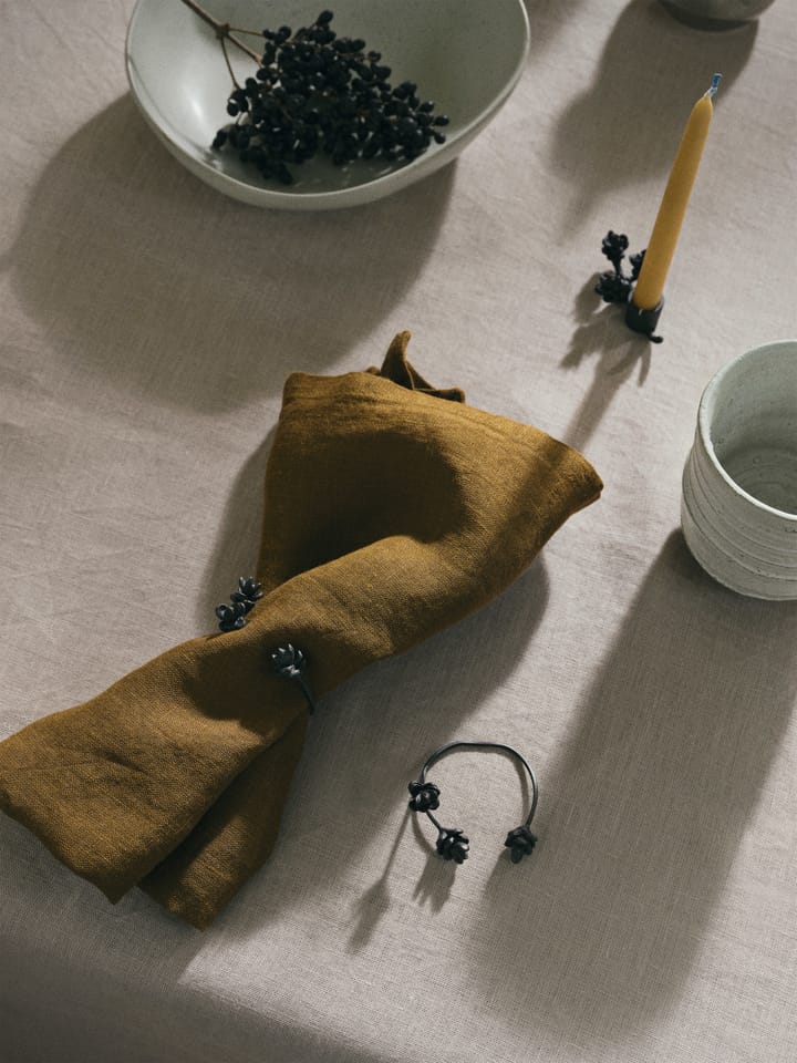 Forest lautasliinarengas 4-pakkaus, Black brass Ferm Living