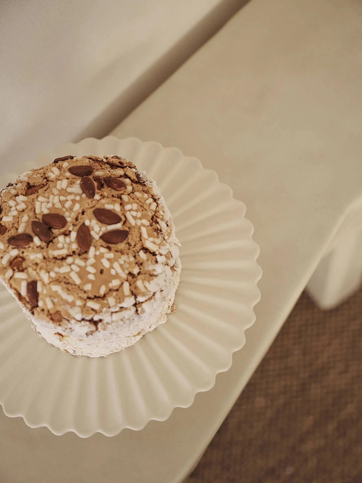 Fountain kakkulautanen Ø31 cm, Off white Ferm Living