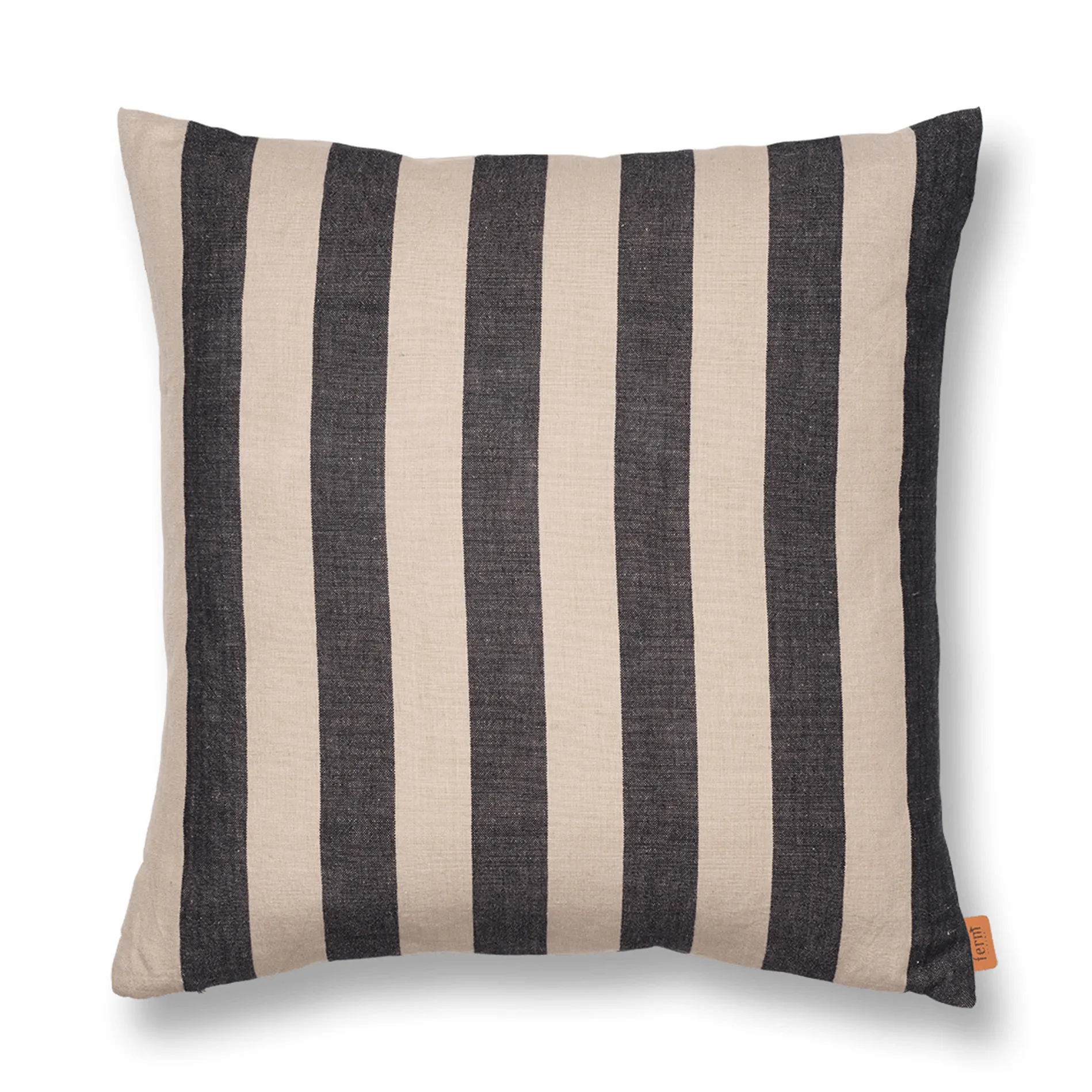 Grand tyyny 50x50 cm, Sand-black Ferm Living
