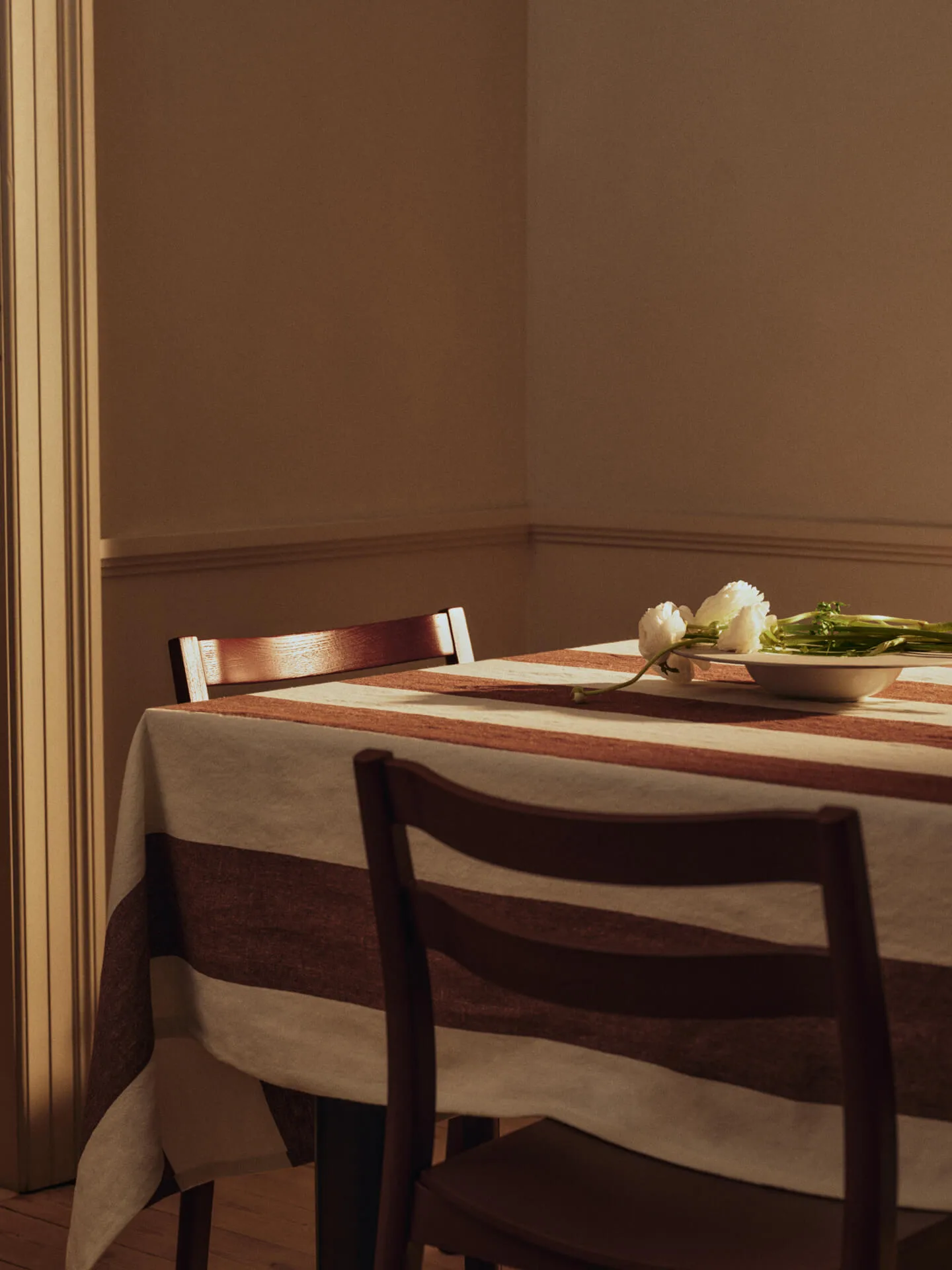 Hale pöytäliina, Chestnut-frosted lime, 150x240 cm Ferm Living