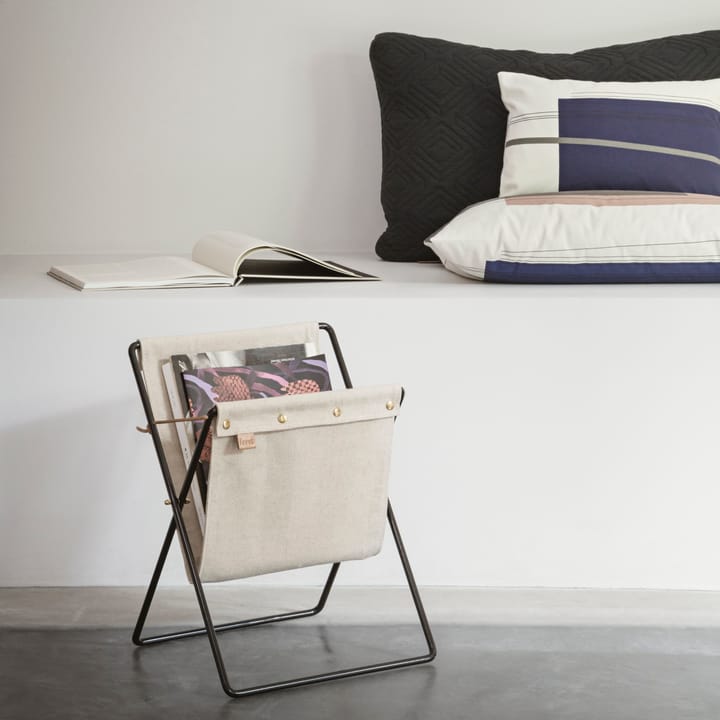 Herman lehtiteline, musta Ferm Living