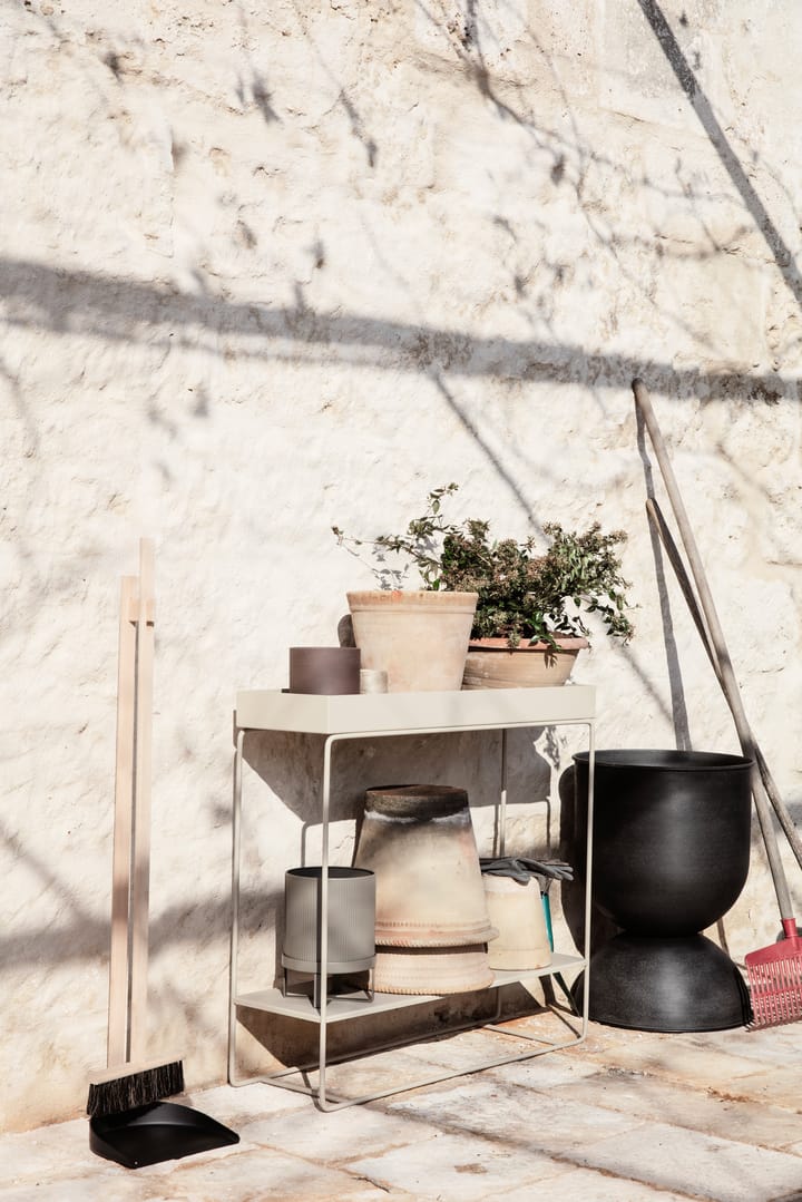 Hourglass ruukku, medium Ø41 cm, Musta-tummanharmaa Ferm Living