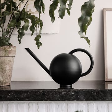 Orb vesikannu - Musta - Ferm Living