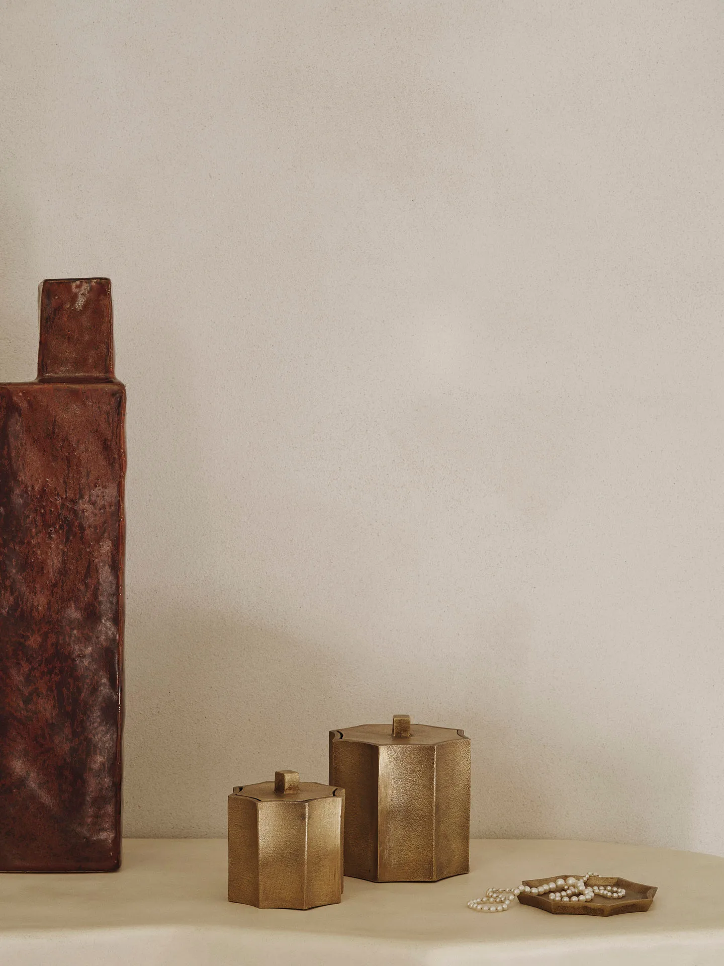 Otte koristetarjotin 9,5x9,5 cm, Brass finish Ferm Living