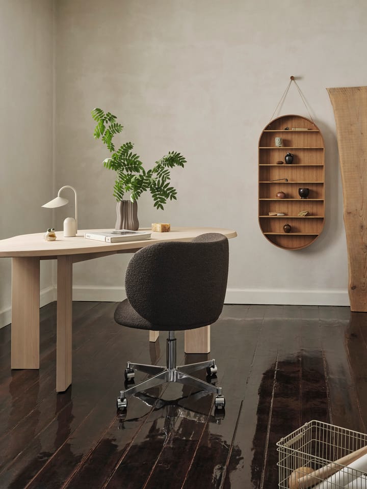 Oval Dorm hylly, Oiled oak Ferm Living