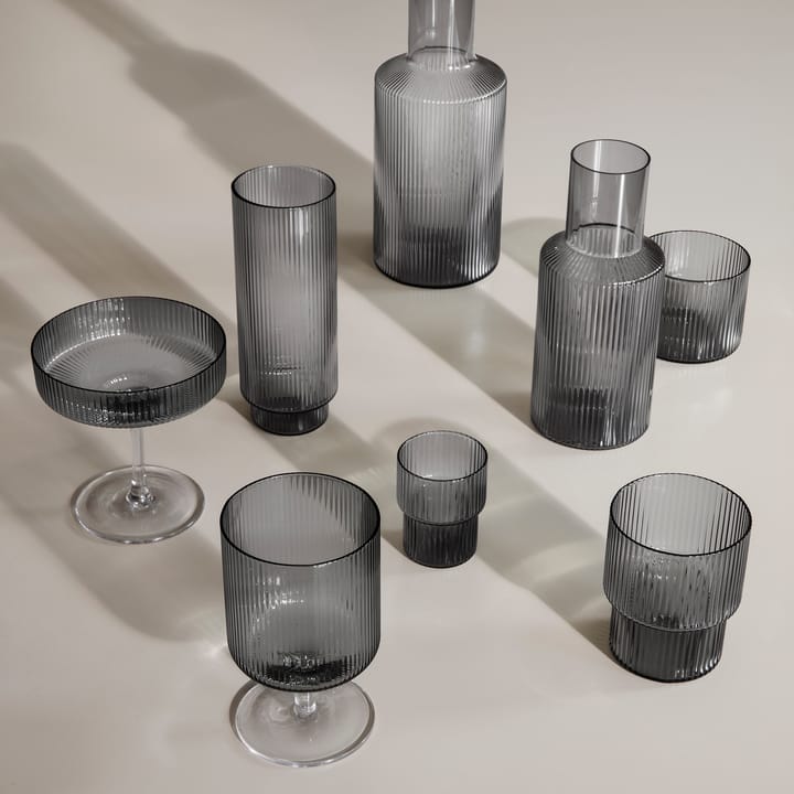 Ripple -shamppanjalasi 2/pk, smoked grey Ferm Living
