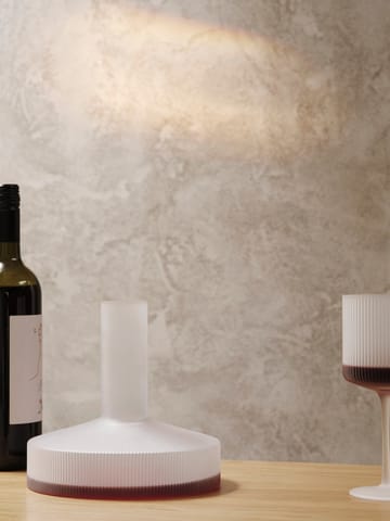 Ripple viinikarahvi - Frosted - Ferm Living