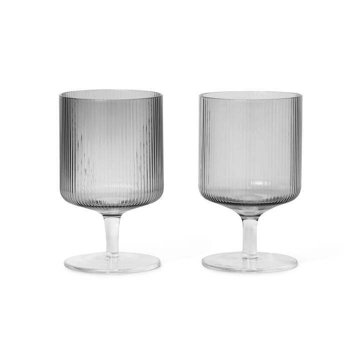 Ripple viinilasit - Smoked grey - Ferm Living