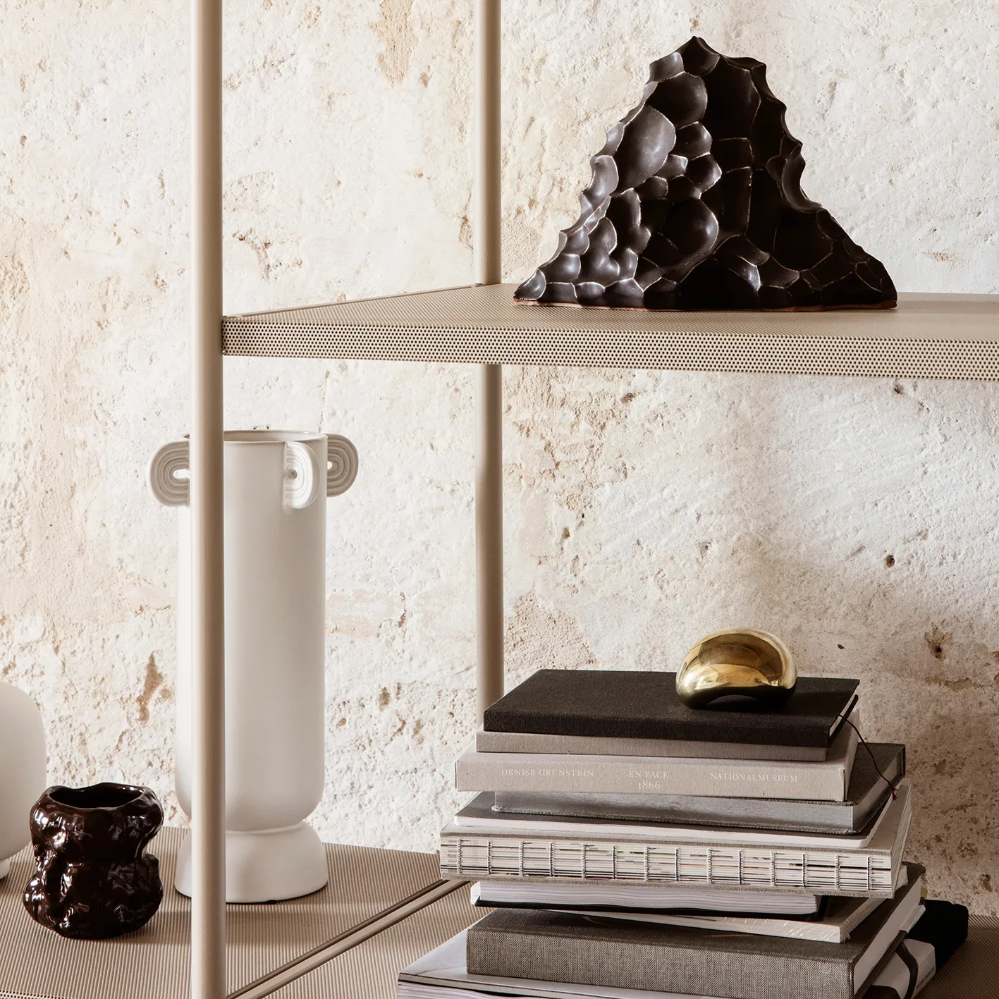 Sculptural koriste, Messinki Ferm Living