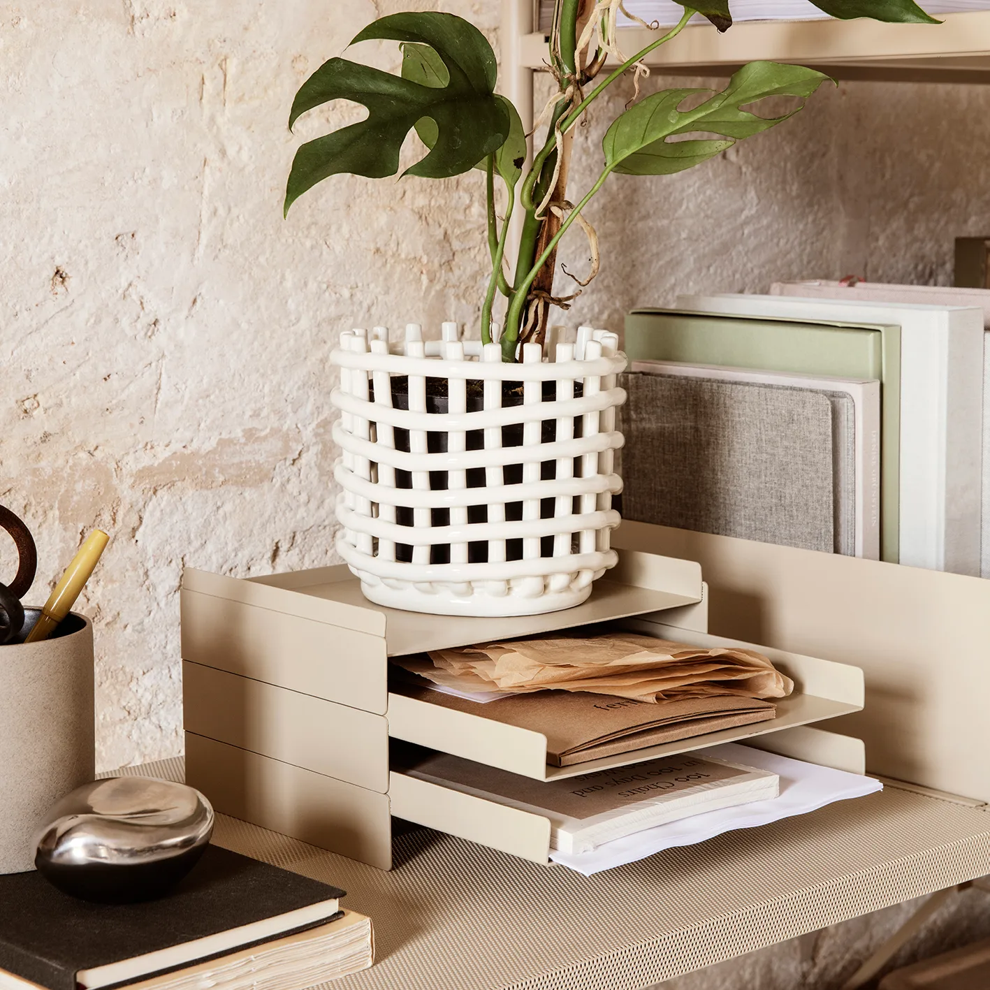 Sculptural koriste, Ruostumaton teräs Ferm Living