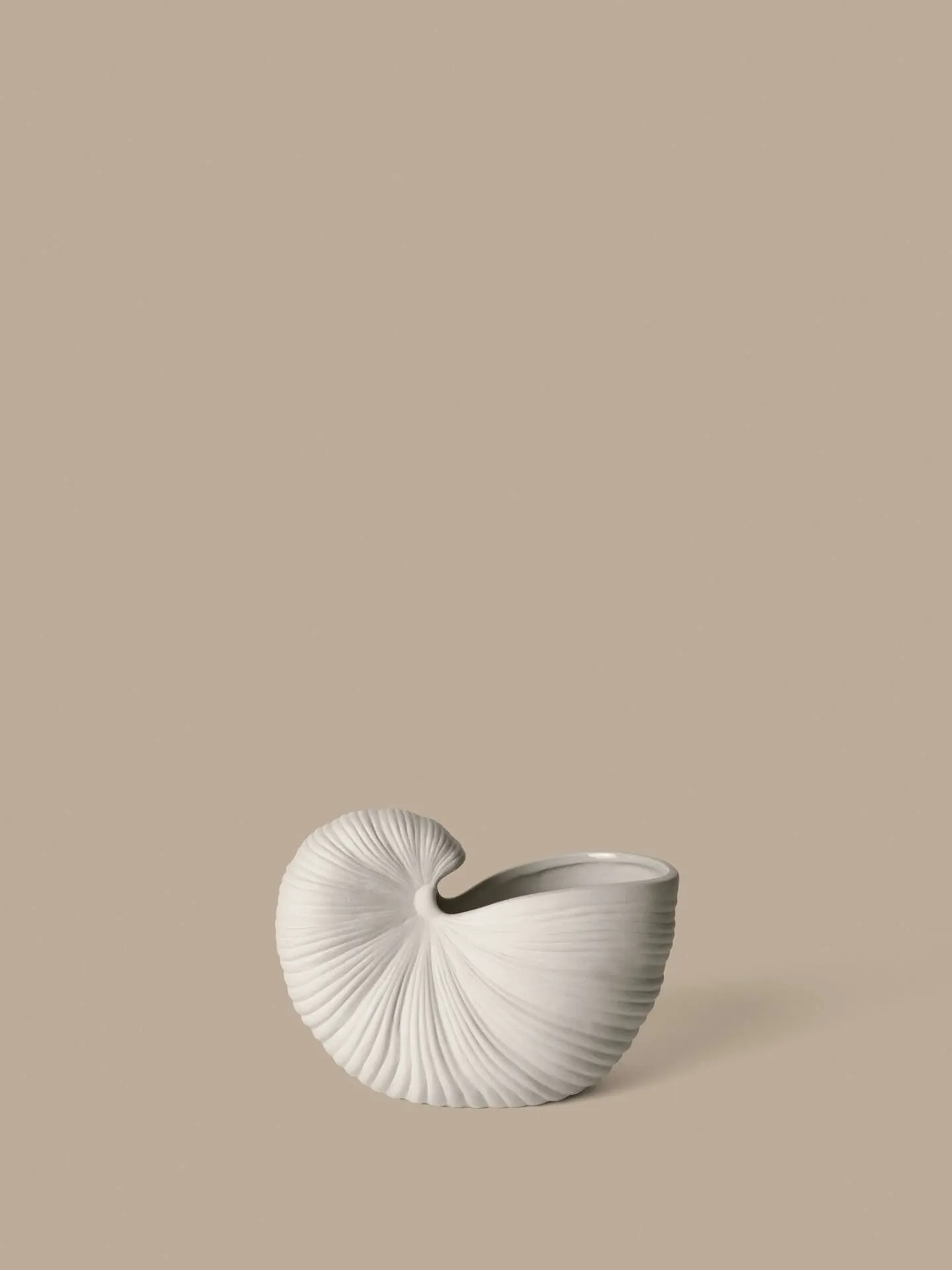 Shell ruukku, Off-white, 23x11,5x16 cm Ferm Living