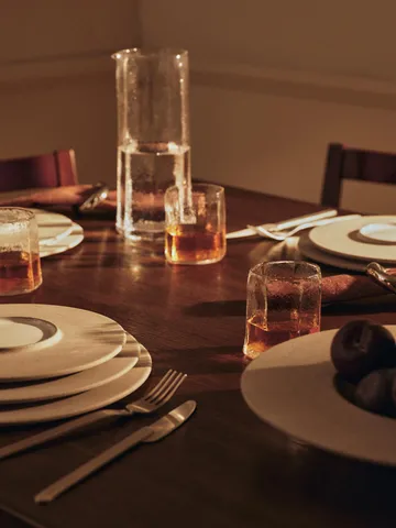 Sonae lautanen 2-pack - Harmaa-valkoinen, Ø28 cm - Ferm Living