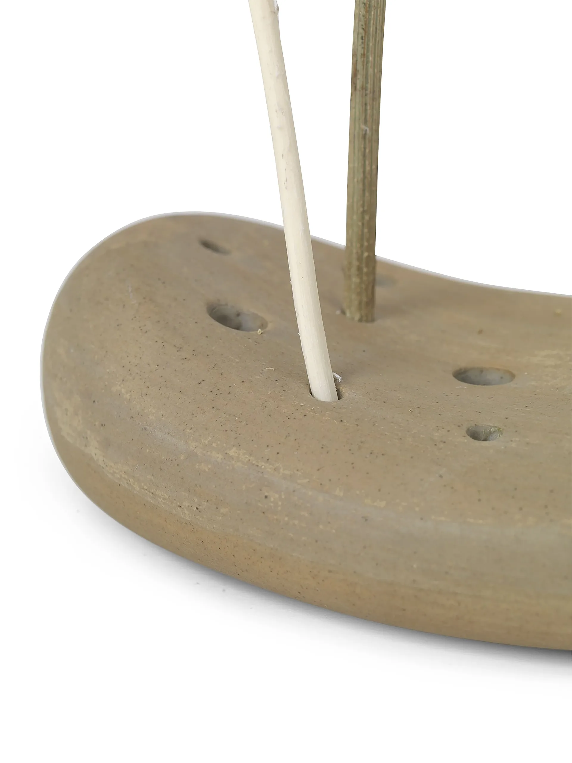 Vanitas Flower Stone maljakko, Hiekka Ferm Living