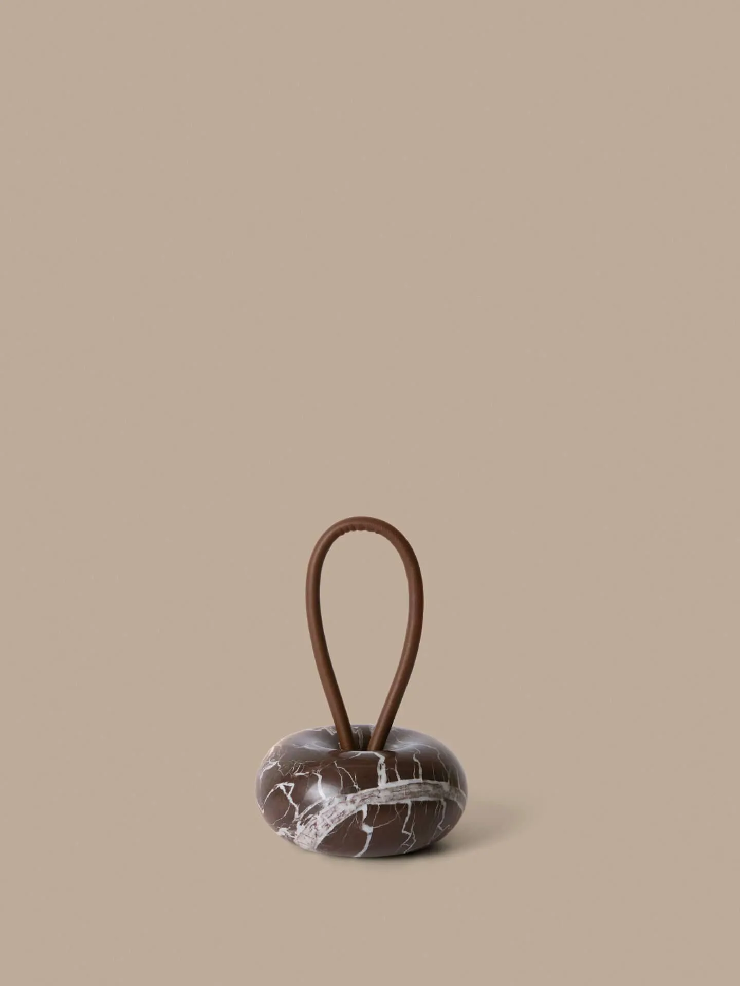 Wa ovistoppari, Rosso Levanto -marmori, Ø14 cm Ferm Living