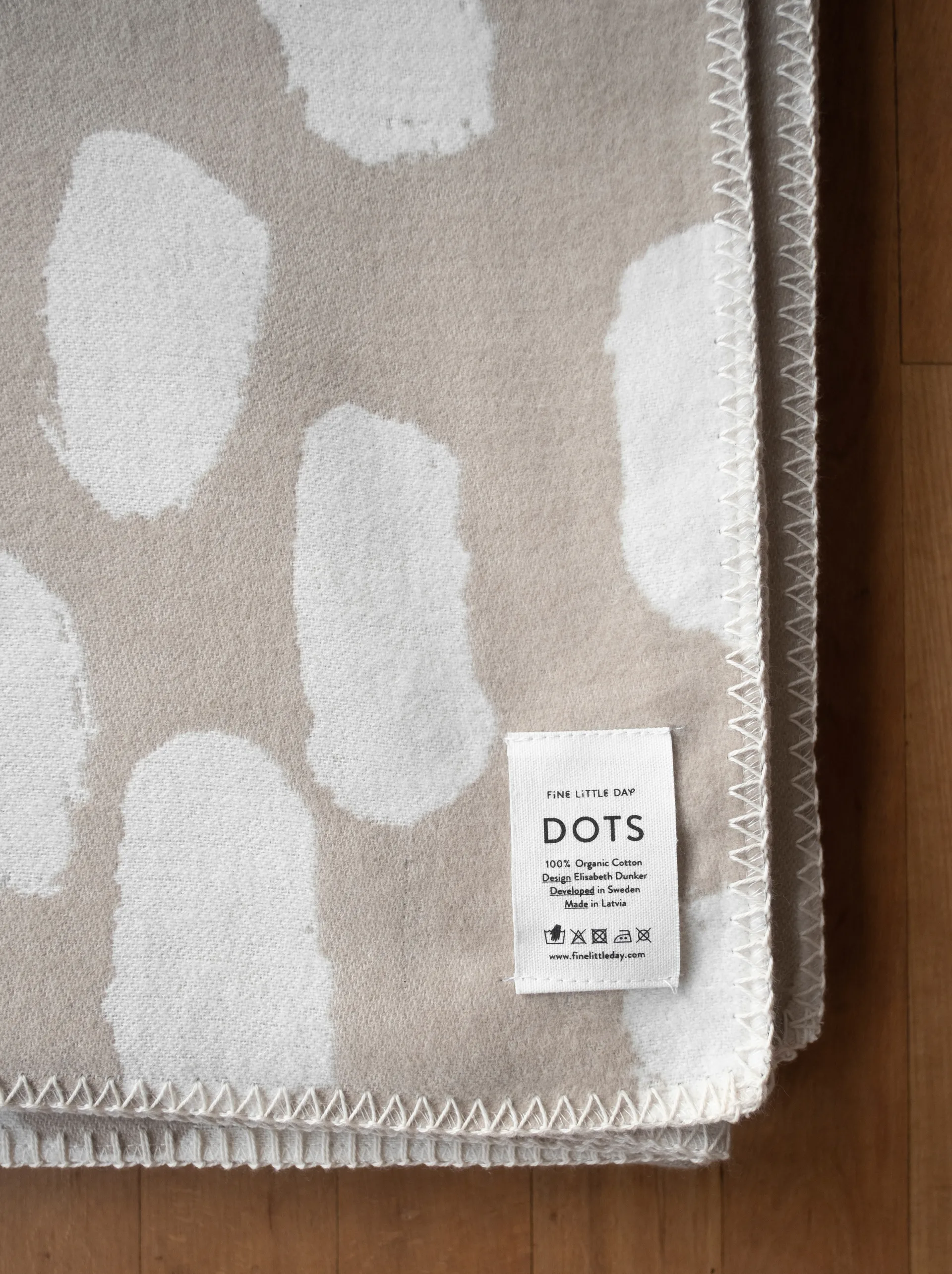 Dots huopa 140x180 cm, Beige Fine Little Day