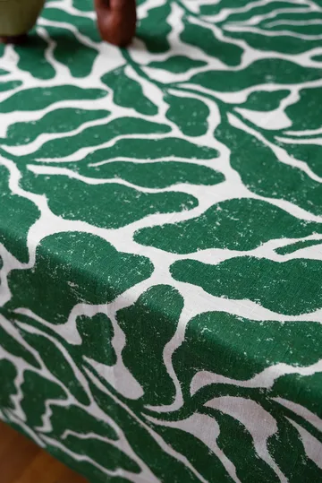 Leaves pöytäliina - Green, 149 x 250 cm - Fine Little Day