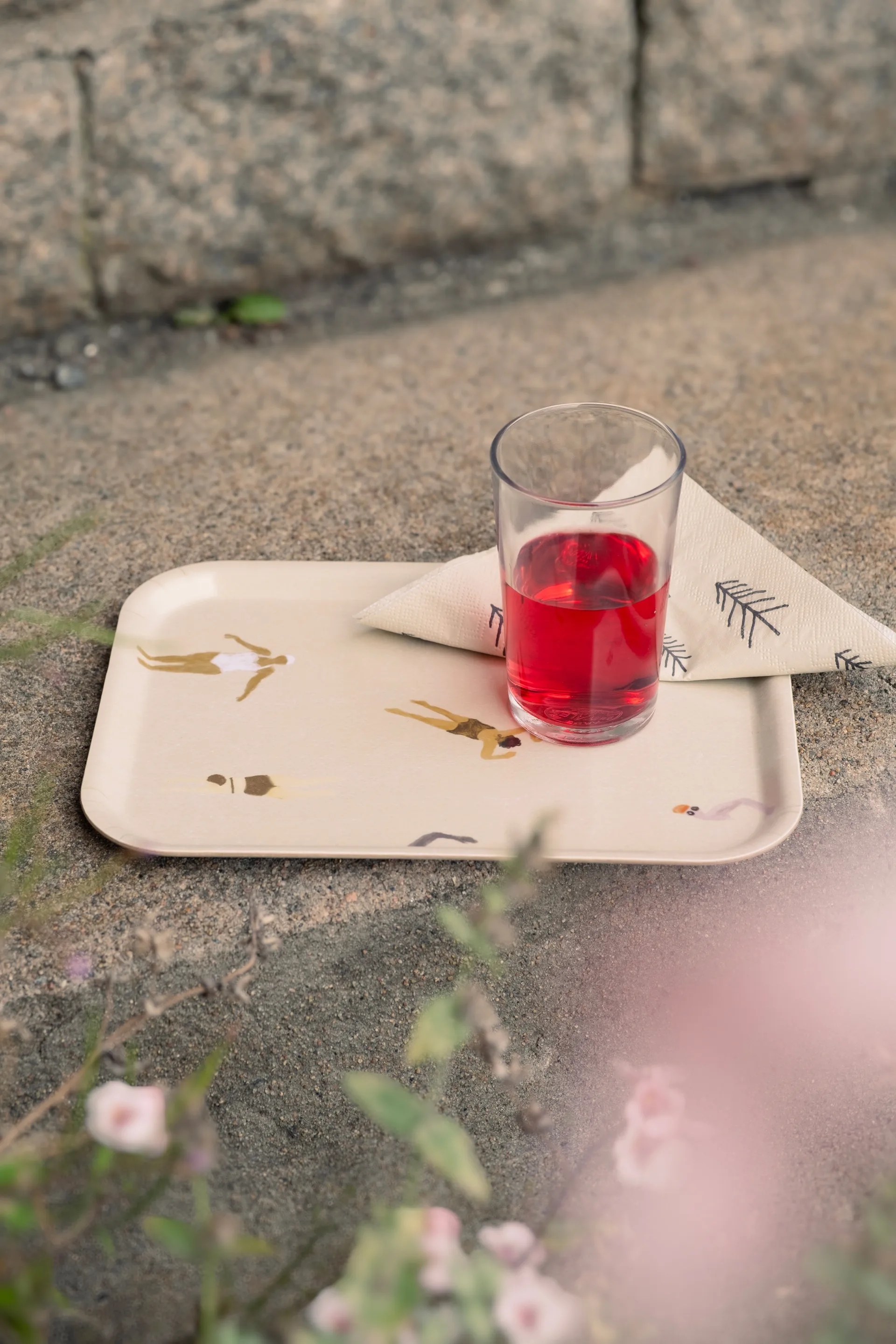 Swimmers tarjotin 20x27 cm, Beige Fine Little Day