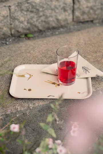 Swimmers tarjotin 20x27 cm - Beige - Fine Little Day