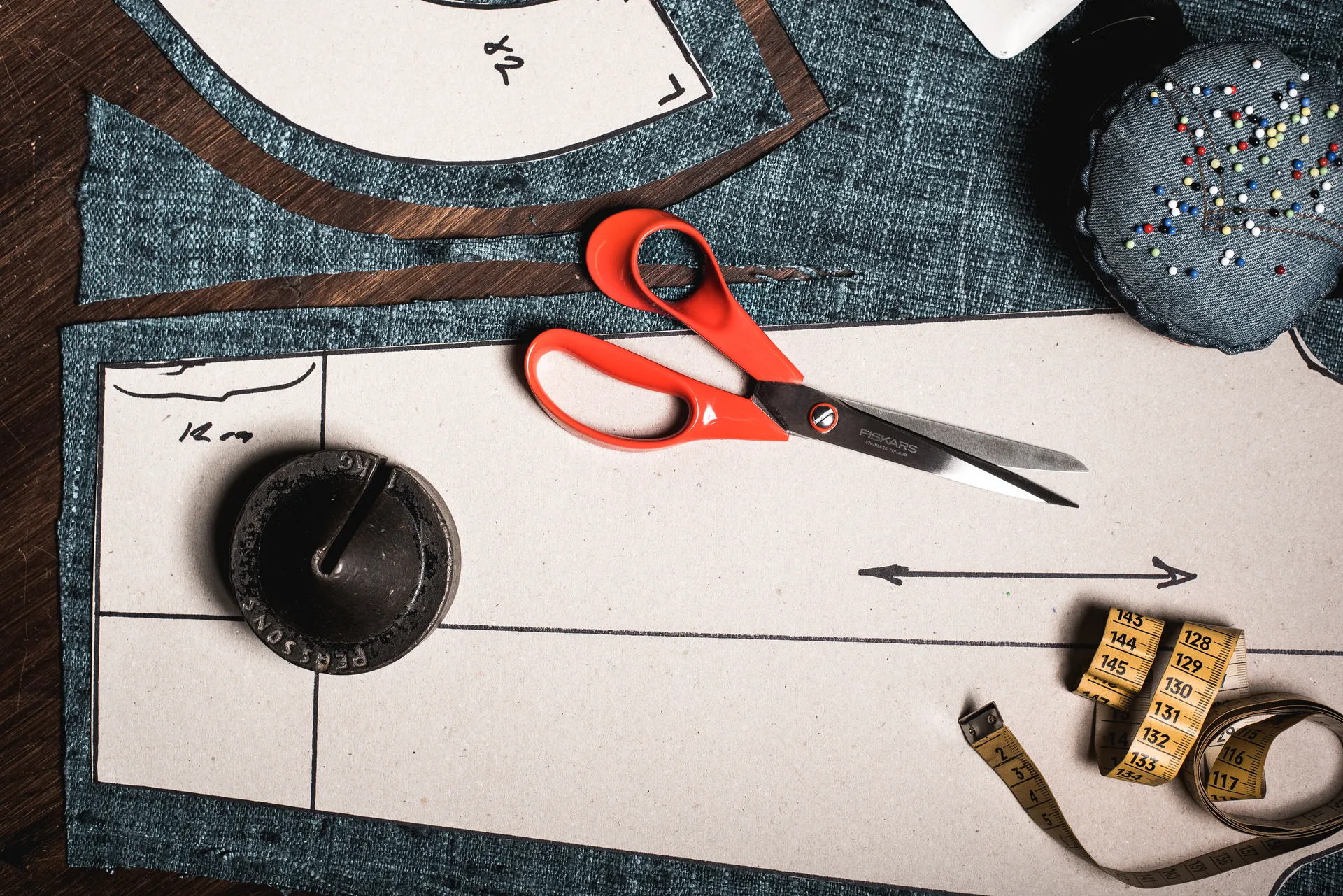 Classic yleissakset, vasenkätiselle Fiskars