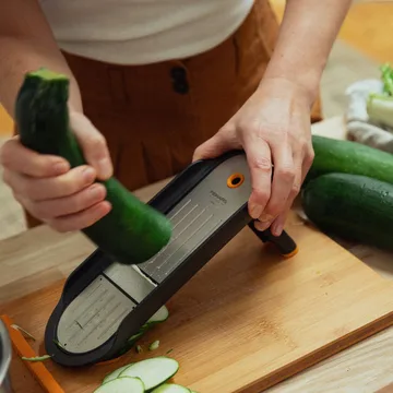 Functional Form mandoliini - Ruostumatonta terästä, 30,8 cm - Fiskars