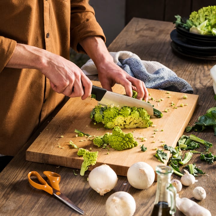 Hard Edge santoku kokkiveitsi 16 cm, Ruostumaton teräs Fiskars