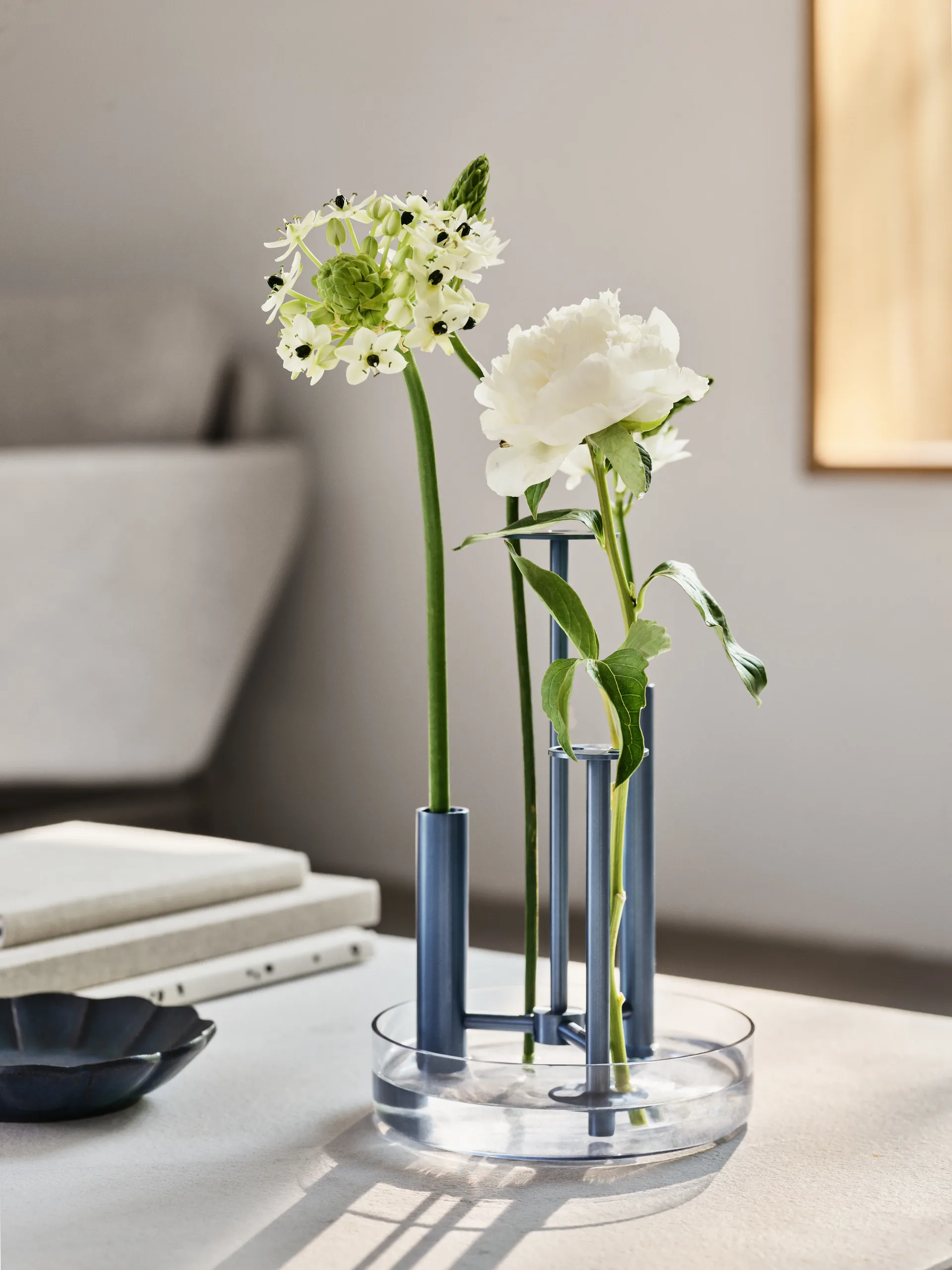 Ikeru high maljakko, Dusk blue Fritz Hansen