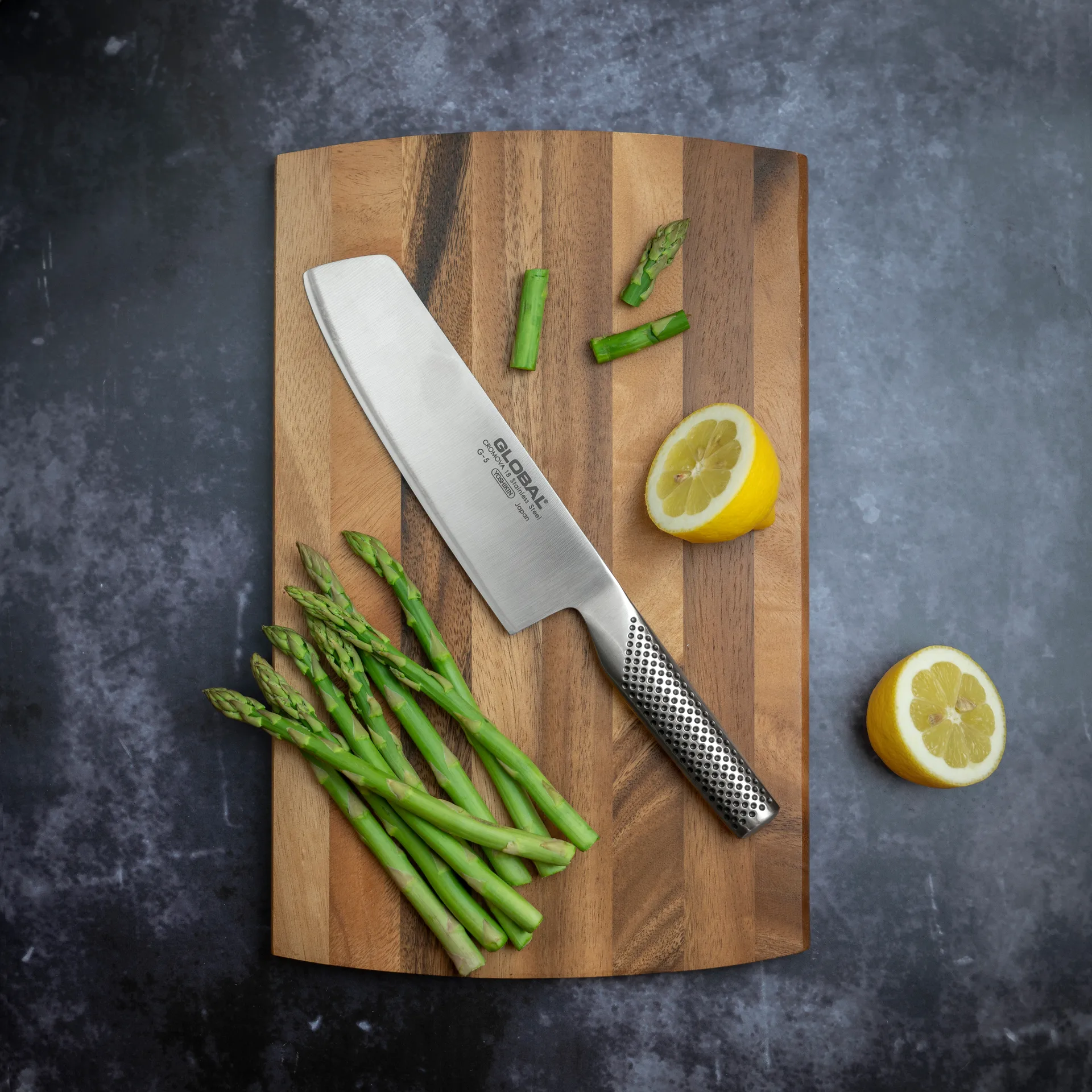 Global G-5 -vihannesveitsi leveä 18 cm, ruostumaton teräs Global