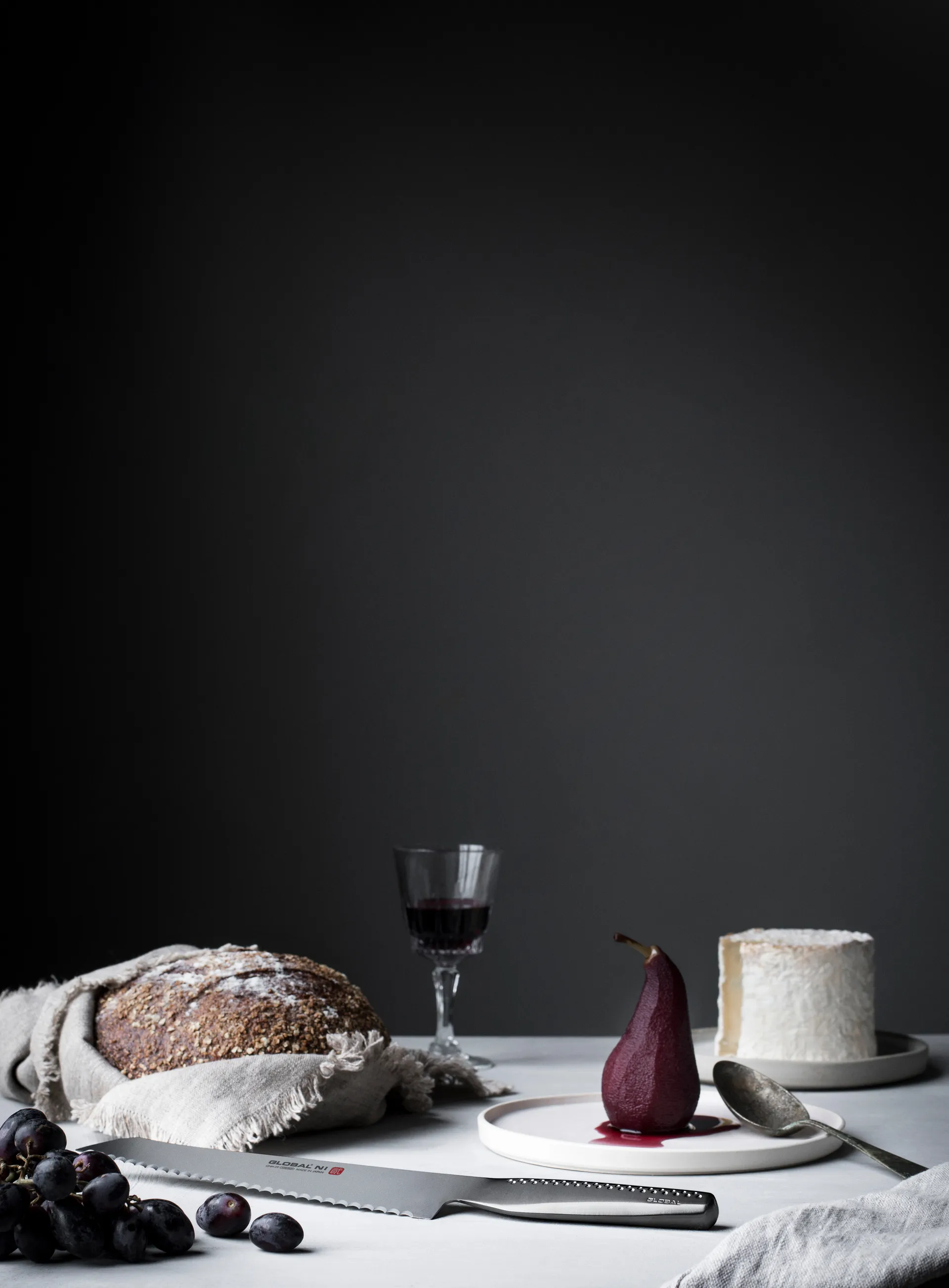 Global GNM-09 -leipäveitsi 21 cm, Ruostumaton teräs Global