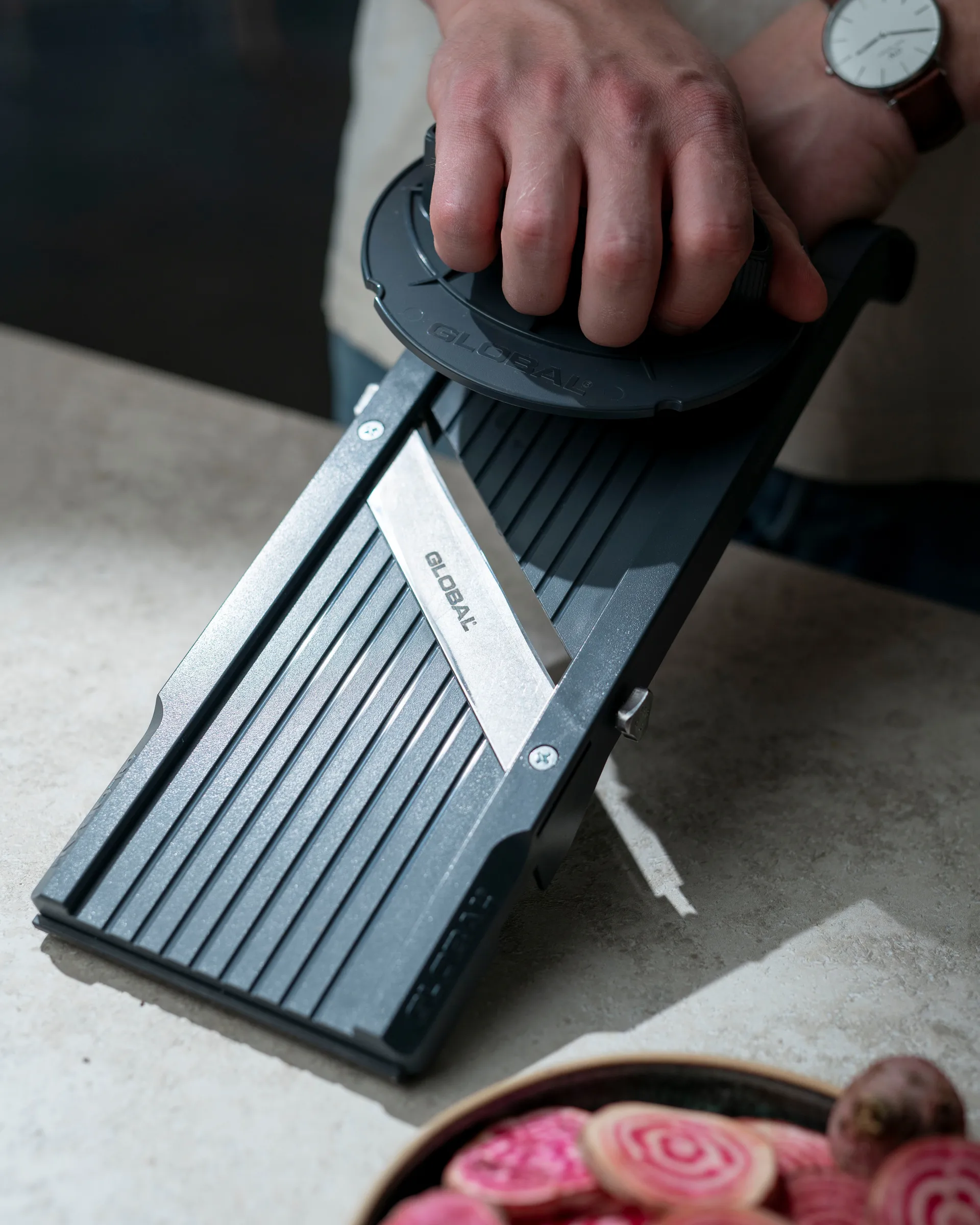 Global mandoliini musta, 9,5 cm Global