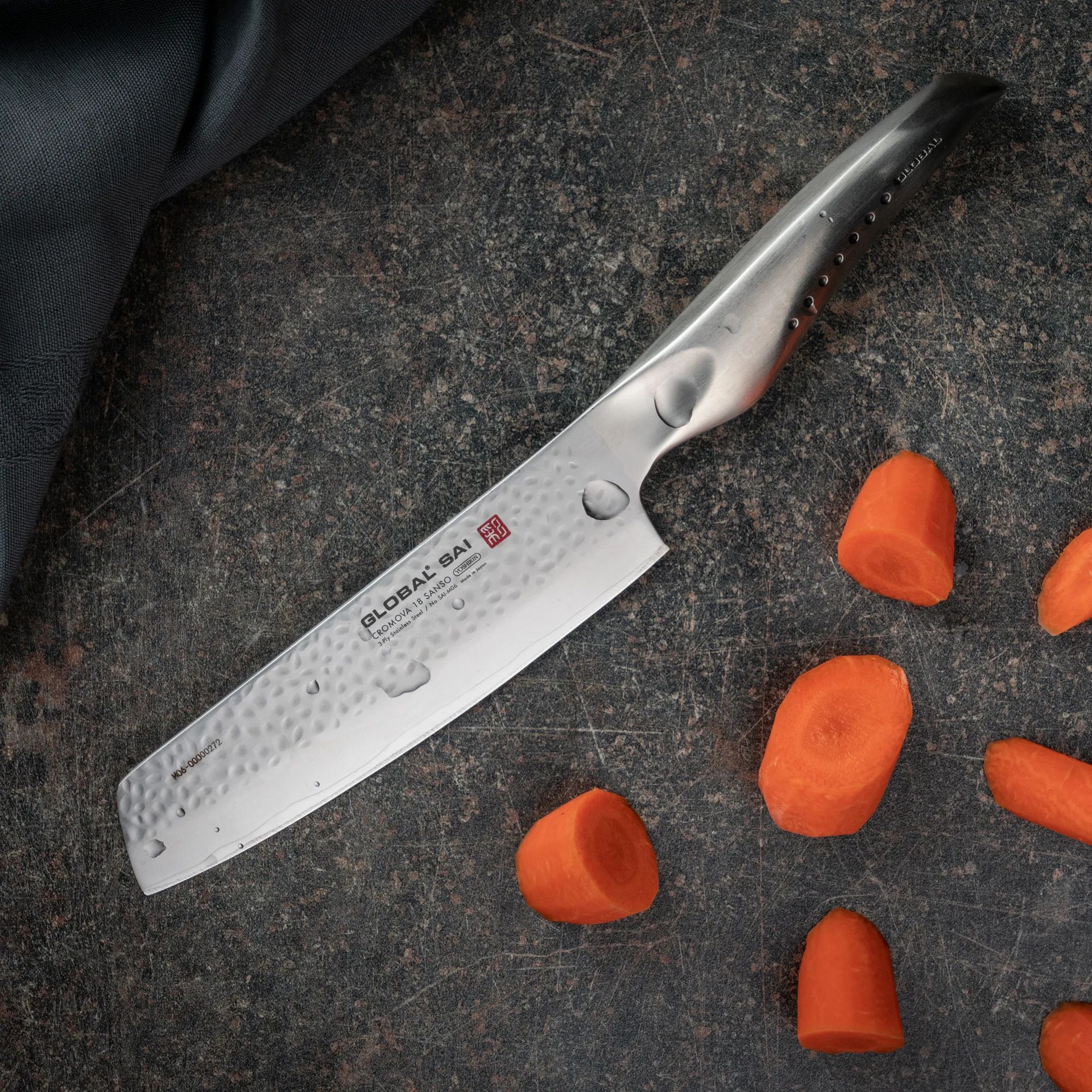 Global SAI-M06 Vihannesveitsi 15 cm, ruostumaton teräs Global