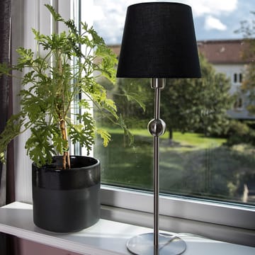Astrid lampunjalka - harjattu teräs - Globen Lighting