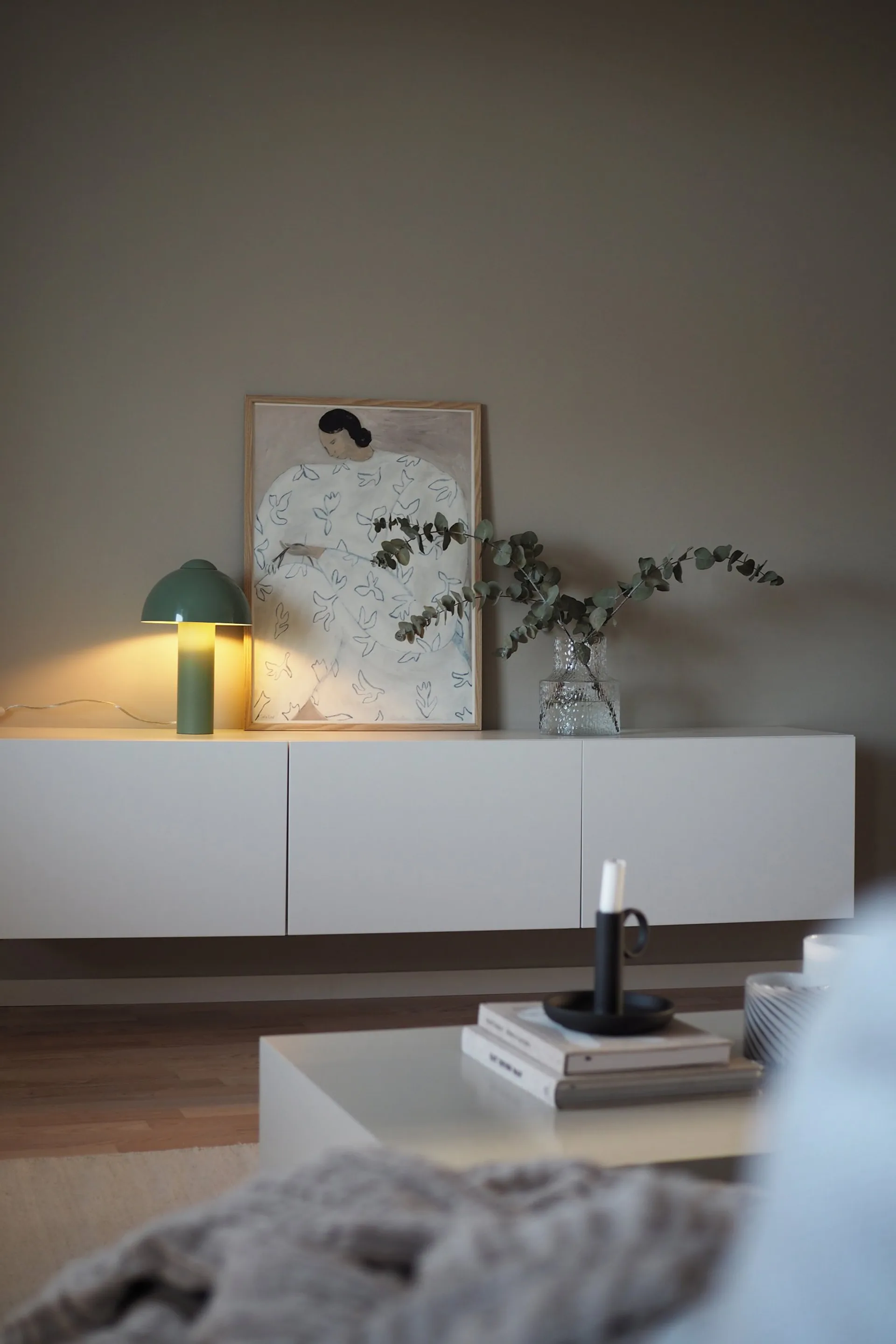 Buddy 23 -pöytävalaisin 36 cm, Vihreä Globen Lighting