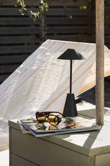 Cannes 32 kannettava pöytälamppu - Musta - Globen Lighting