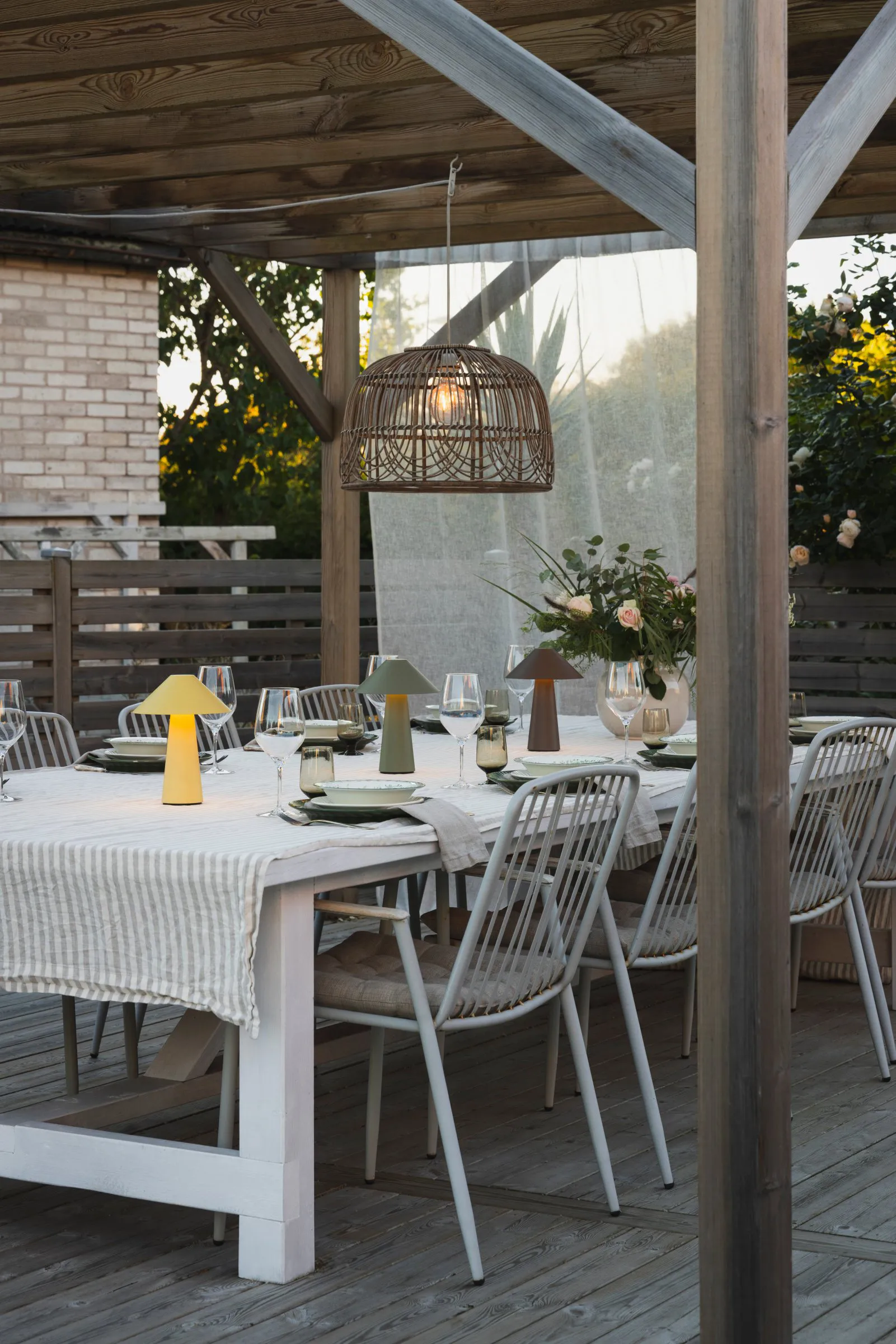 Cannes kannettava pöytävalaisin, Kaura keltainen Globen Lighting